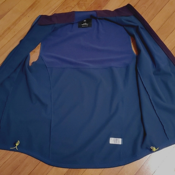 MEC Running Vest. Dark Teal. Men size XL. - Picture 9 of 9